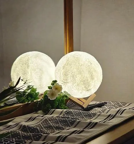 Cozy Near Hongdae & Sinchon Station 4min For Max 6 Seoul