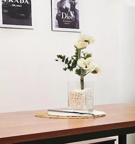 Cozy Near Hongdae & Sinchon Station 4min For Max 6 Villa *