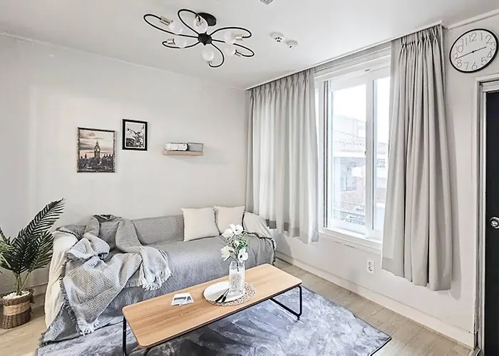 Villa Cozy Near Hongdae & Sinchon Station 4min For Max 6